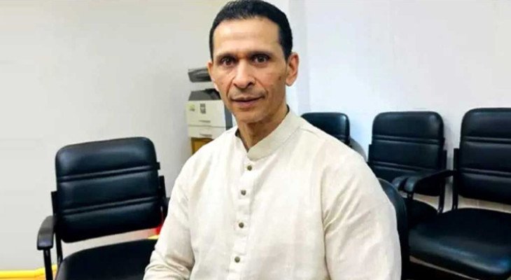 দেশ ছাড়ার সময় বিমানবন্দরে আটকে দেওয়া হলো সোহেল তাজকে